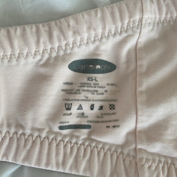 Lansinoh size XS -Large  Hands-Free Pumping/Nursing bra  in pink - Picture 3 of 8